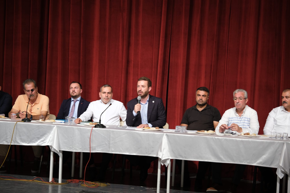 Başkan Kadir Aydar Muhtarlarla Buluştu
