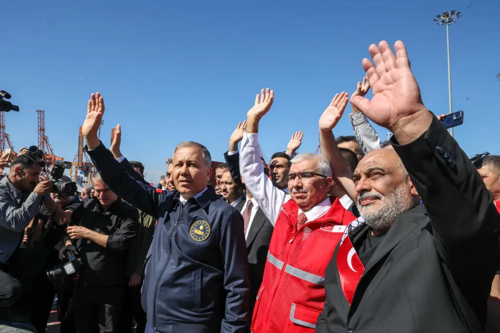 TÜRK KIZILAY GENEL SEKRETERİ RAMAZAN SAYGILI: “Dualarımız Gazze için, yükümüz iyilik, rotamız insanlık.”