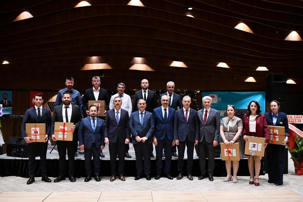 SARIÇAM BELEDİYESİ’NDEN ÖĞRETMENLER GÜNÜ’NDE ANLAMLI PROGRAM