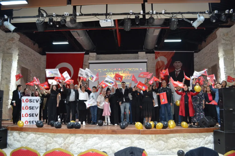 LÖSEV Dünya Gönüllüler Günü’nde Gönüllüleriyle Bir Araya Geldi:  “Sen Varsan Biz Varız”