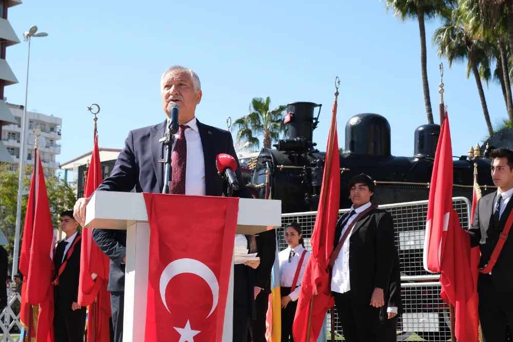 Mustafa Kemal Atatürk’ün Adana’ya gelişinin yıldönümü törenlerle kutlandı