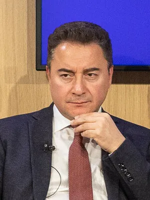 Babacan:  “Başta Birleşmiş Milletler olmak üzere tüm uluslararası kuruluşları, İsrail’in işlediği insanlık ve savaş suçlarını durdurmaya çağırıyorum”