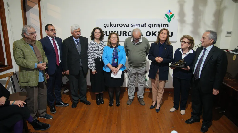 Çukurova Sanat Girişi’nin düzenlediği görkemli etkinlik, Yazarlarevi’nde gerçekleşti