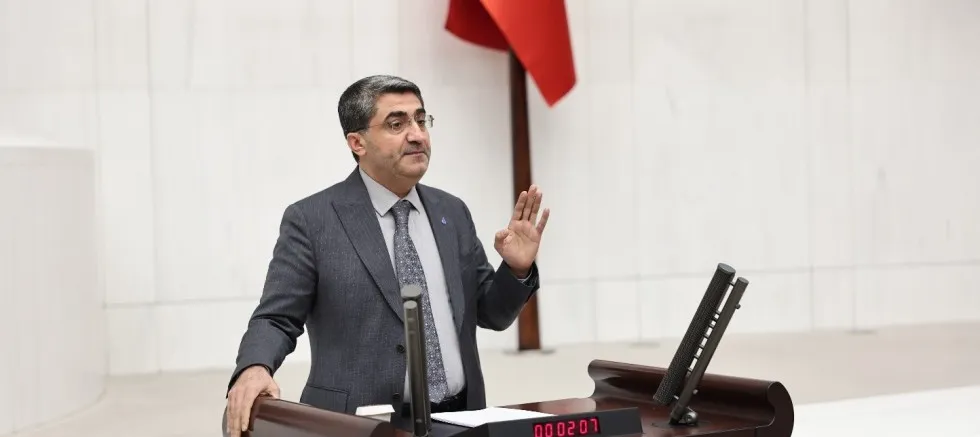 Ekmen’den AK Parti’ye tutarlılık çağrısı