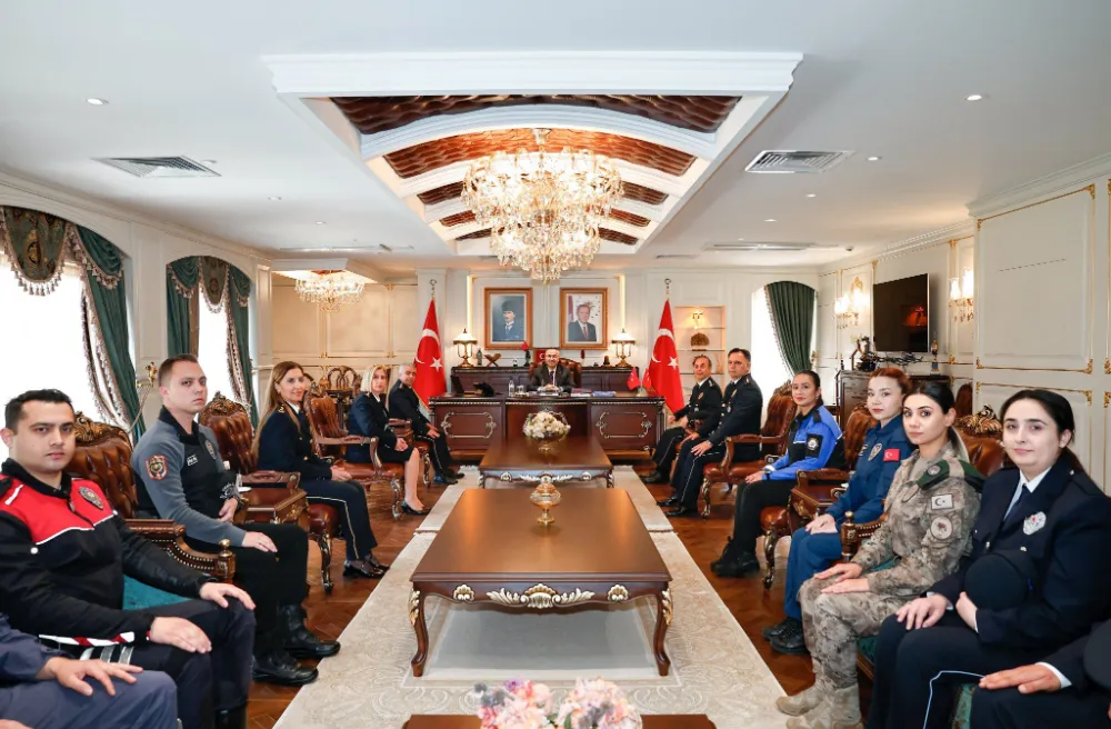 VALİ KÖŞGER POLİS HAFTASI MÜNASEBETİYLE EMNİYET TEŞKİLATINI KABUL  ETTİ