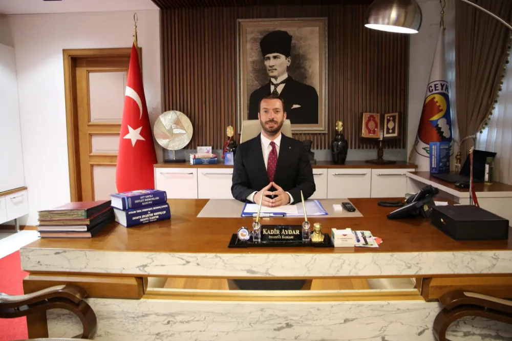 -Başkan Kadir Aydar