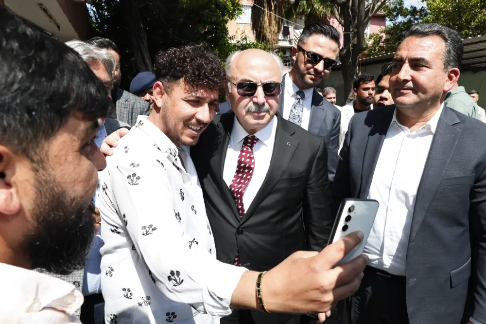 VALİ KÖŞGER ROMAN VATANDAŞLARIMIZLA BİR ARADA