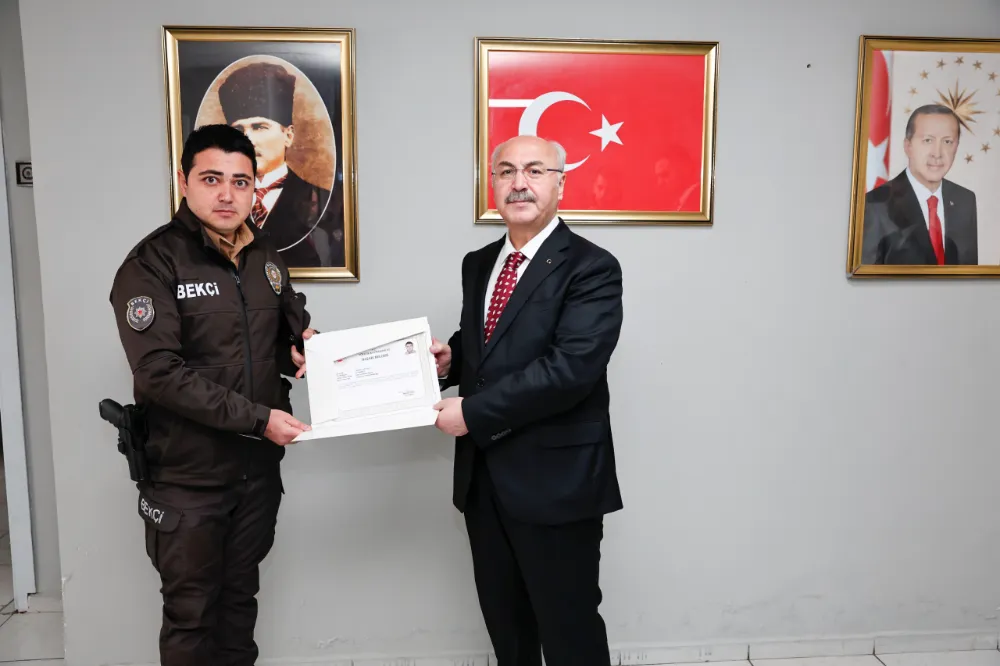 VALİ KÖŞGER’DEN AKINCILAR POLİS MERKEZİ AMİRLİĞİNE  ZİYARET