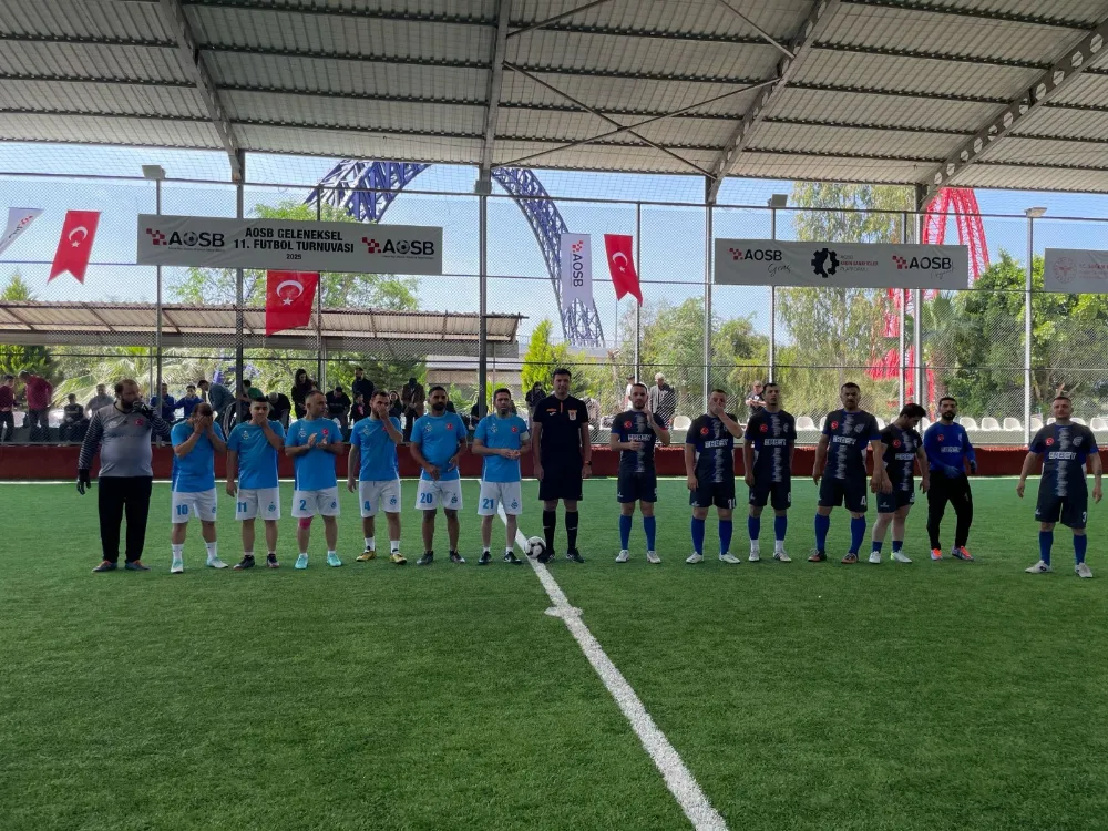 Top Sahada, Coşku Tribünde