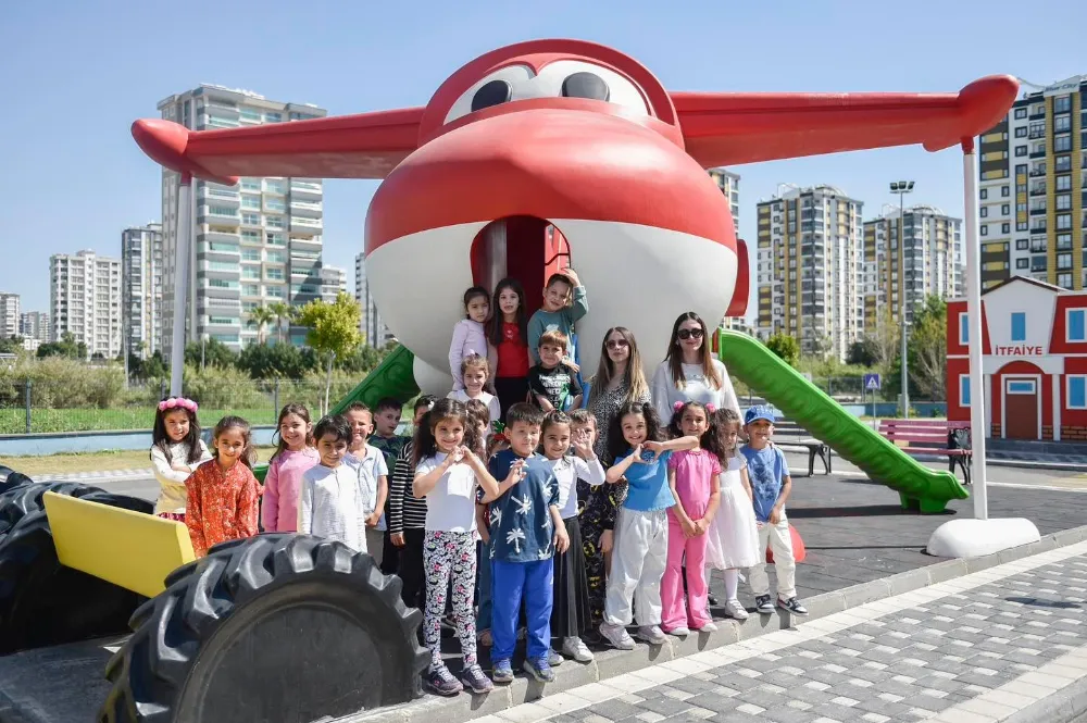 SEYHANLI ÇOCUKLAR ‘TRAFİK EĞİTİM PARKINI’ ÇOK SEVDİ