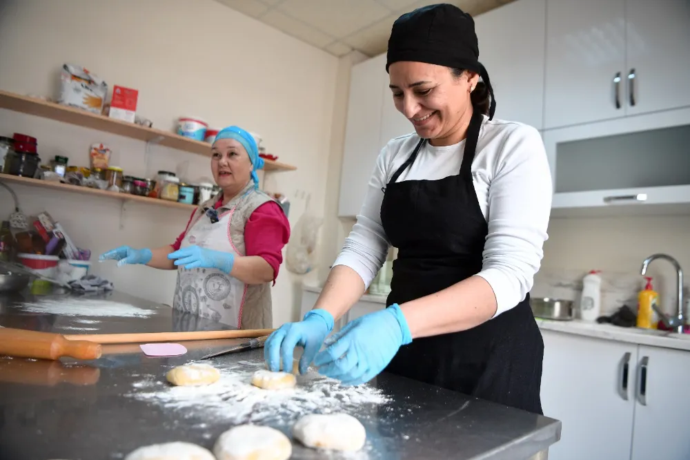 Çukurovalı usta aşçılar iş başında