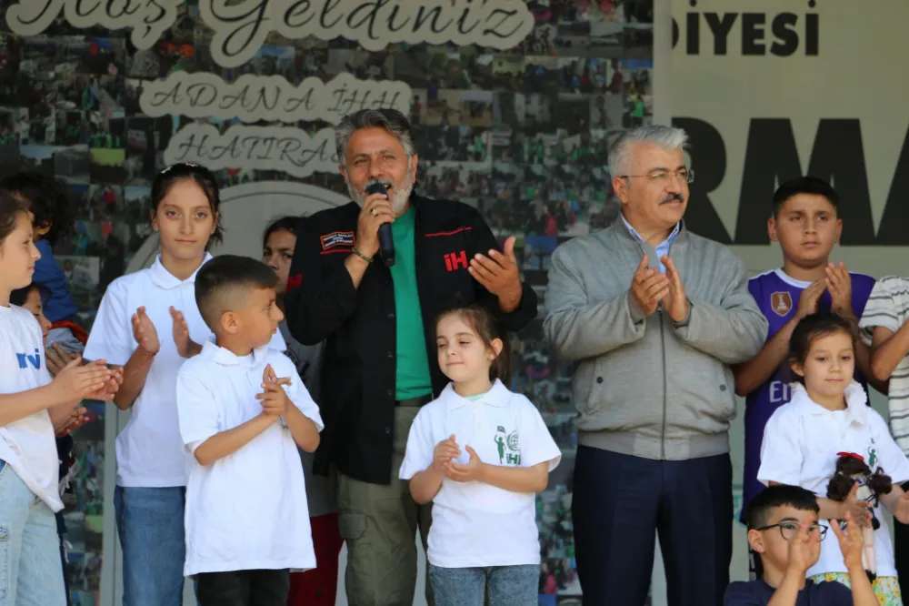 ADANA İHH’DAN YETİMLER İÇİN YÜREK ISITAN KARNE ŞENLİĞİ!