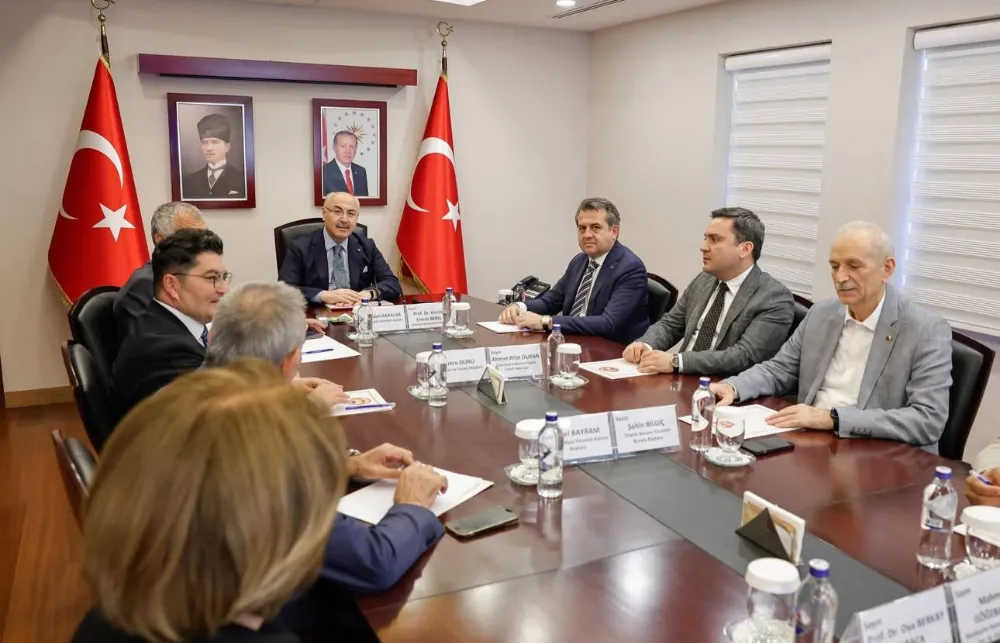 ÇUKUROVA ÜNİVERSİTESİ GASTRONOMİ VE MUTFAK SANATLARI BÖLÜMÜNÜN ALTYAPISININ GÜÇLENDİRİLMESİNE YÖNELİK TOPLANTI  YAPILDI