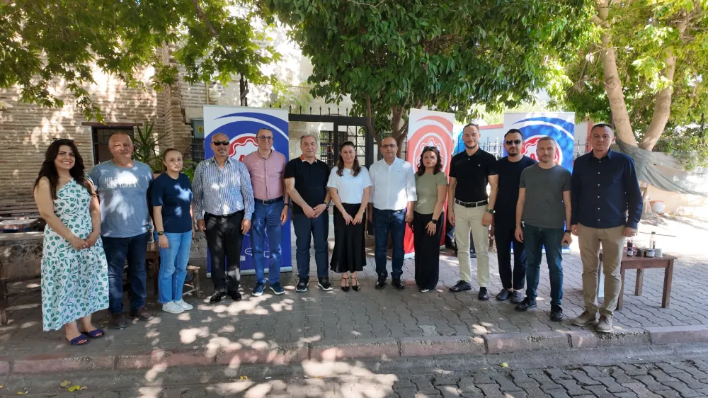 ATÜ, Dünyanın En Büyük Bilim Kafe Etkinliğine Tarihi Mekânda Ev Sahipliği Yaptı