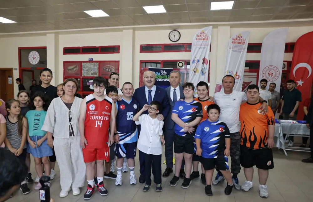 VALİ KÖŞGER GENÇLİK VE SPOR BAKANLIĞI SPOR OKULLARI VE ENGELSİZ SPOR OKULLARI  AÇILIŞ PROGRAMINA KATILDI