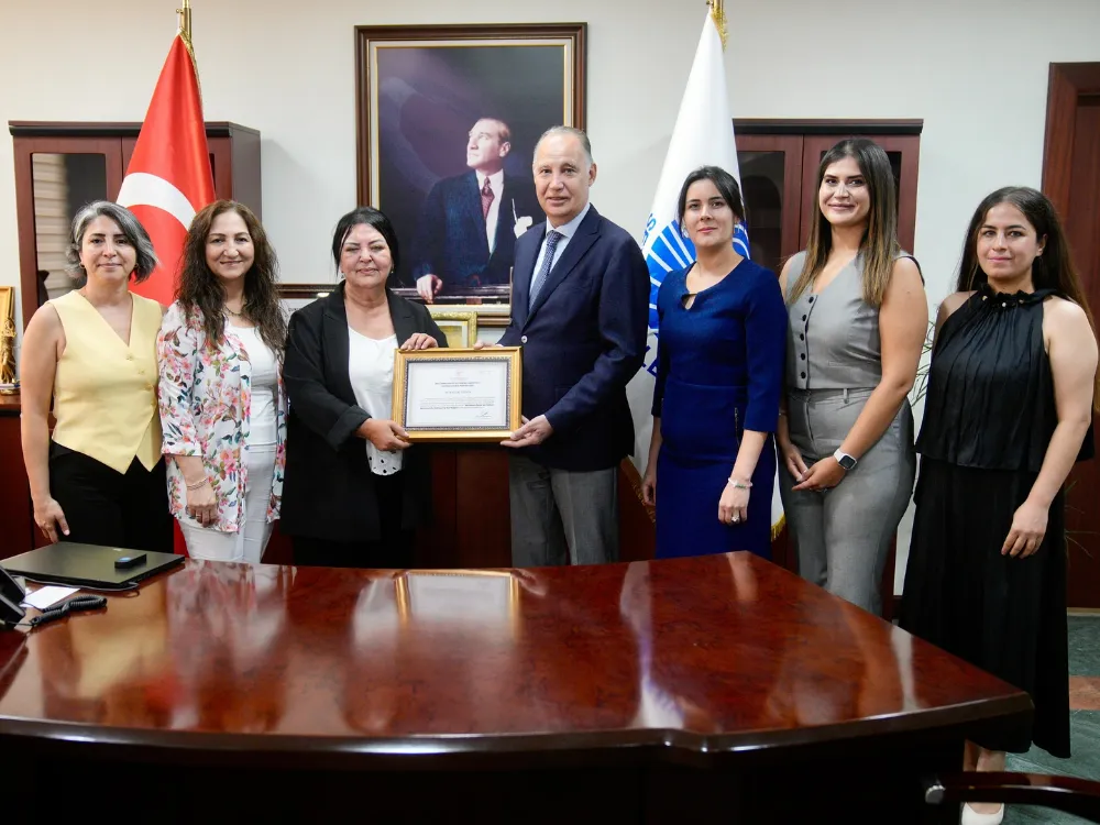 SEYHAN BELEDİYESİ BİR İLKE DAHA İMZA ATTI:  “BESLENME DOSTU İŞ YERİ SERTİFİKASI ALDI”