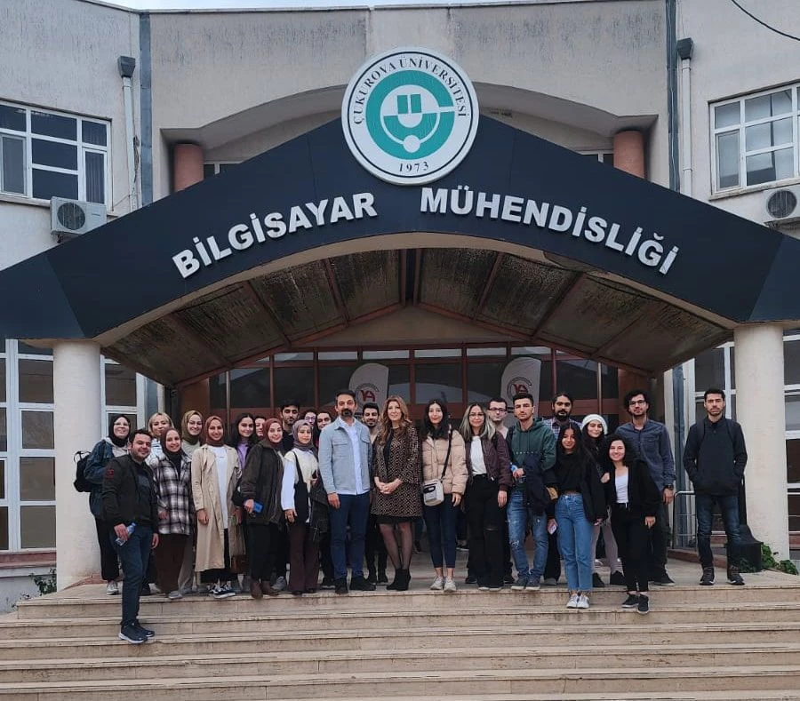 Seslendirme Sanatçısı Mehmet Şelli:  “Vurgu ve tonlama, etkili iletişimde önemli birer faktördür”