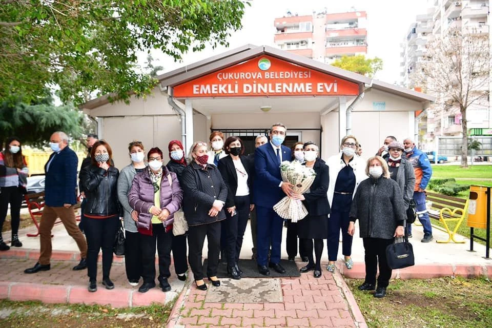 “Yaşlılarımız başımızın tacıdır”