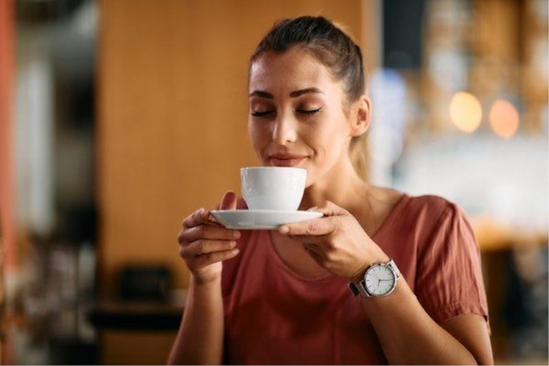 Bir kahvenin bin yıl faydası var ama içmeyi bırakınca da neler oluyor!